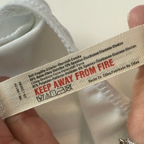 Free People Keep It Sleek Low Back Bodysuit V Neck White Tank Size XS - Picture 7 of 9